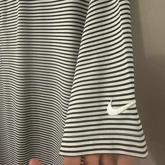 Nike Men Large Black/White Stripped Dri Fit Polo - Picture 3 of 6